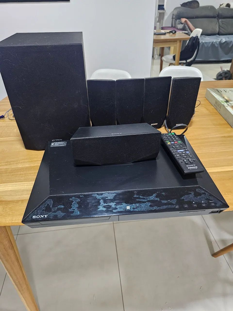 Home Theater Sony BDV-E2100 5.1 Blu-ray 3D Bluetooth HDMI ARC