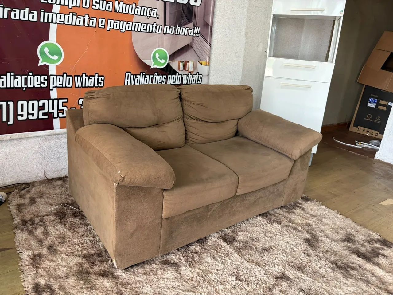 Sofazinho 2 lugares ótimo ((ENTREGO GRATIS)) - Foto 3