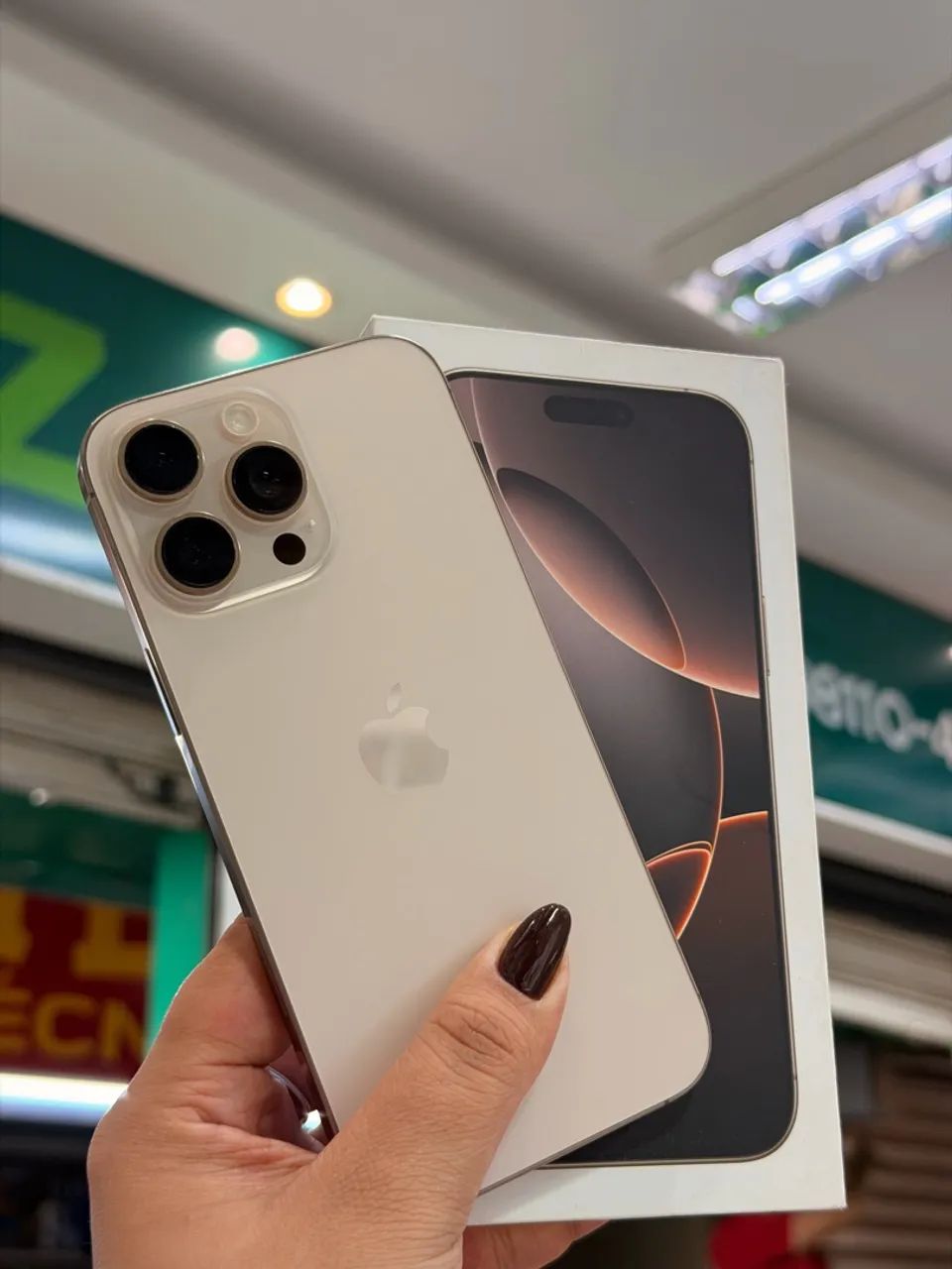 16 PRO MAX 256 GB  - Foto 2