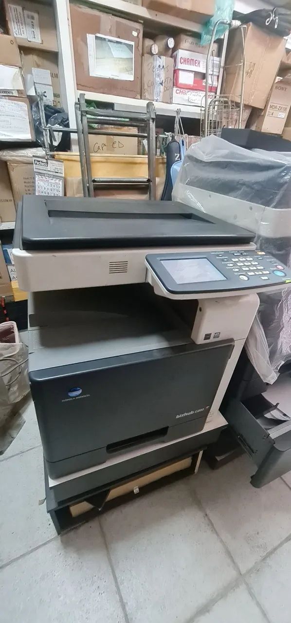 Konica Minolta BizHub C200 Colorida
