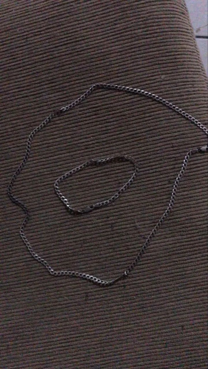 Cordão de prata e pulseira