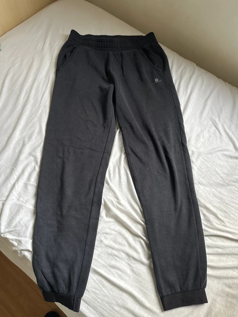 Calça de moleton preta TAM 10 