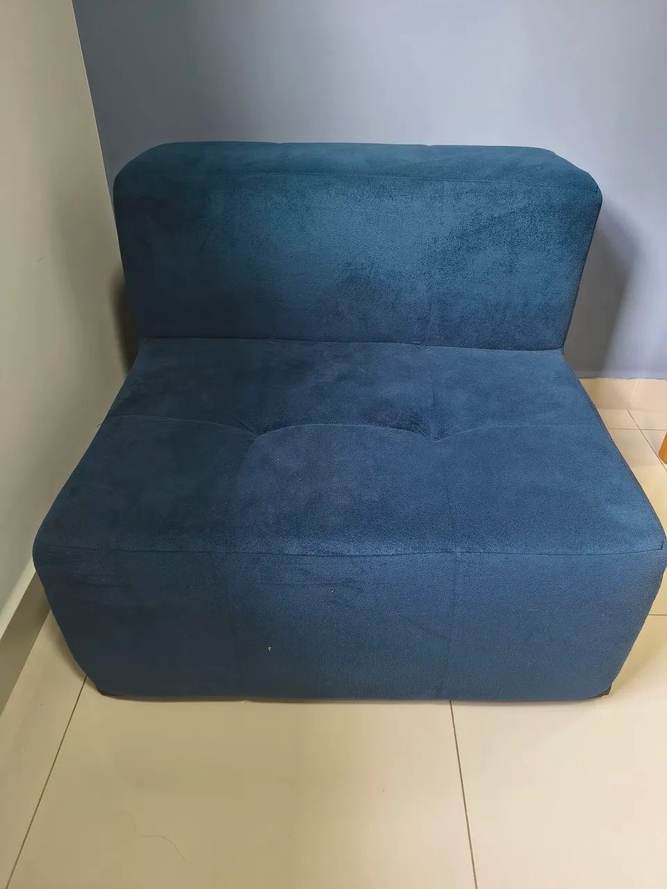 Modulo Poltrona Azul tecido área interna. Em Excelente estado.