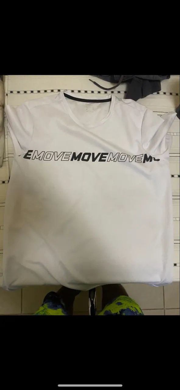 Compre 2 camisetas e leve 3