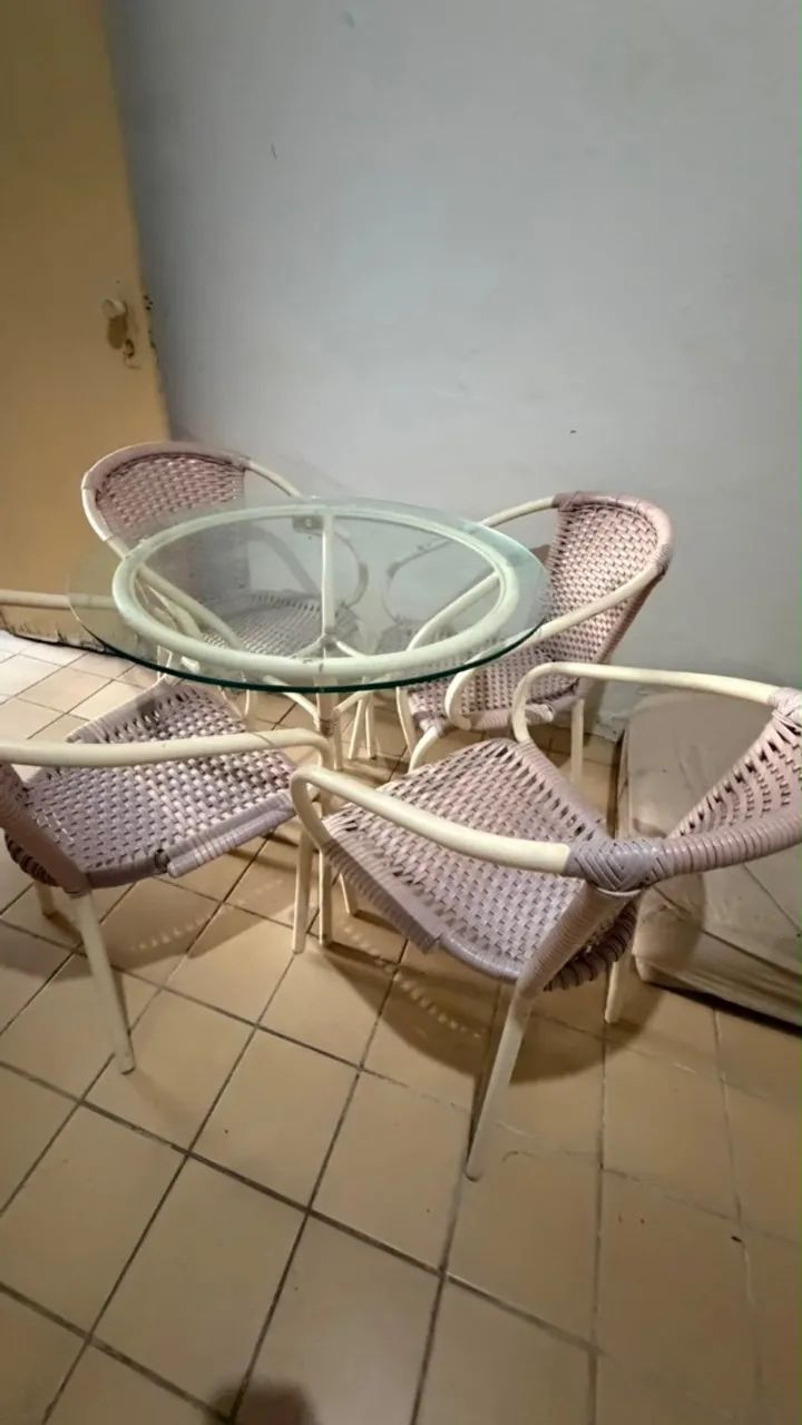 JOGO DE MESA COM 4 CADEIRAS PARA VARANDA - Foto 3