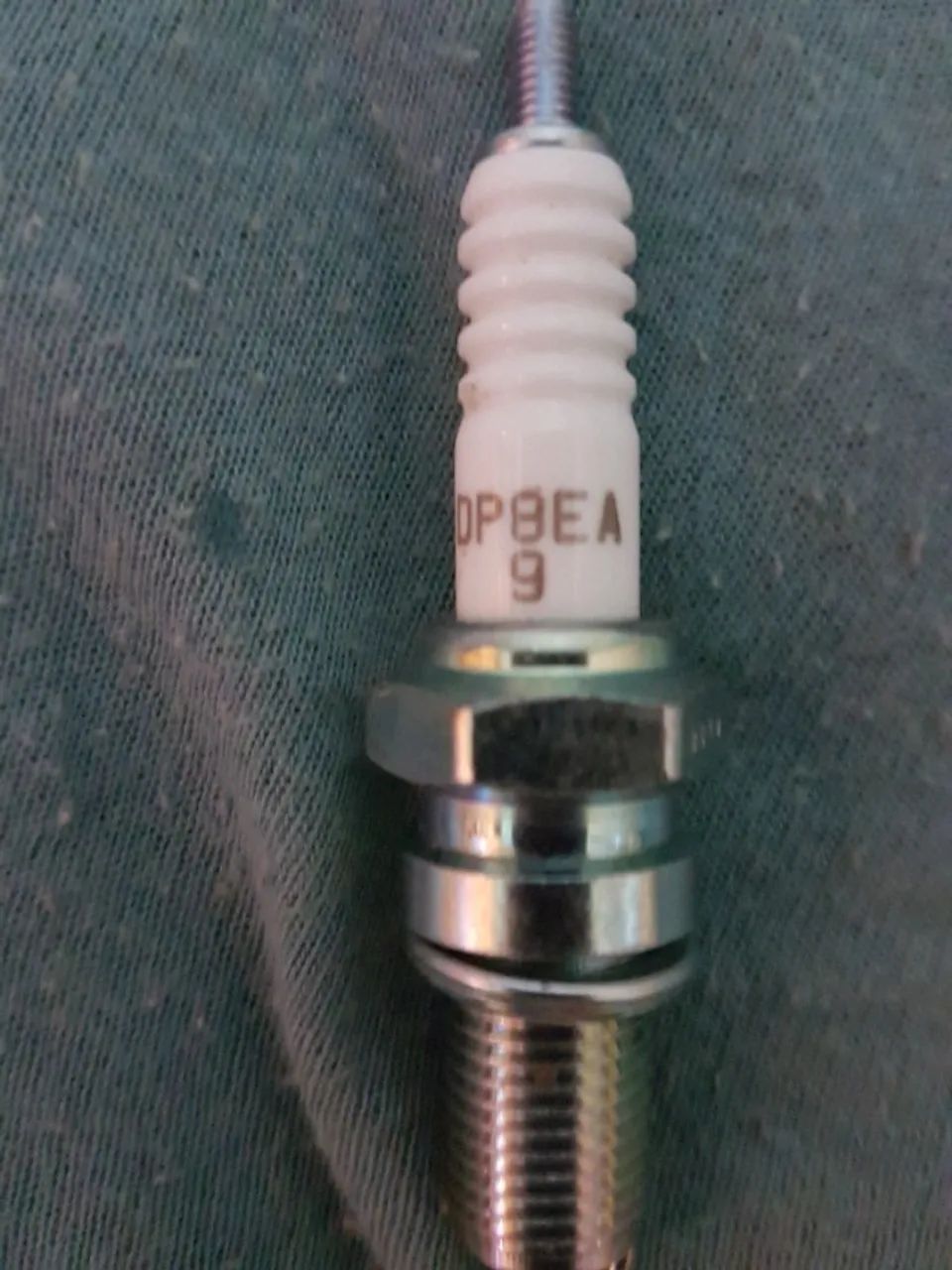 Vela Ngk BKR6E DP8EA9 - Foto 2