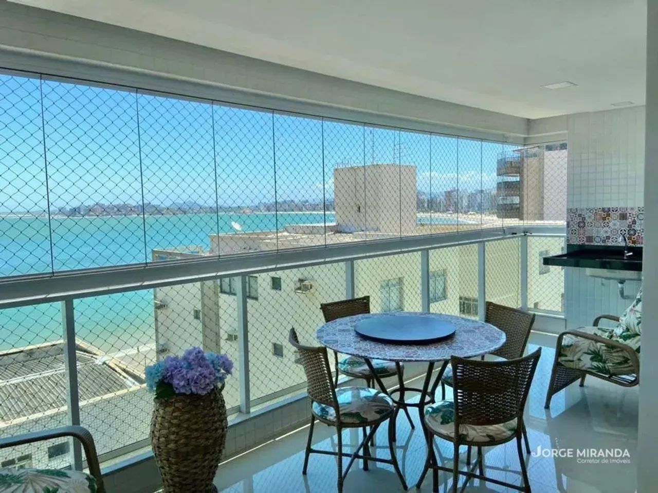 Apartamento com 3 dormitórios, vista pra o mar à venda, 105 m² por R$ 1.350.000 - Praia do