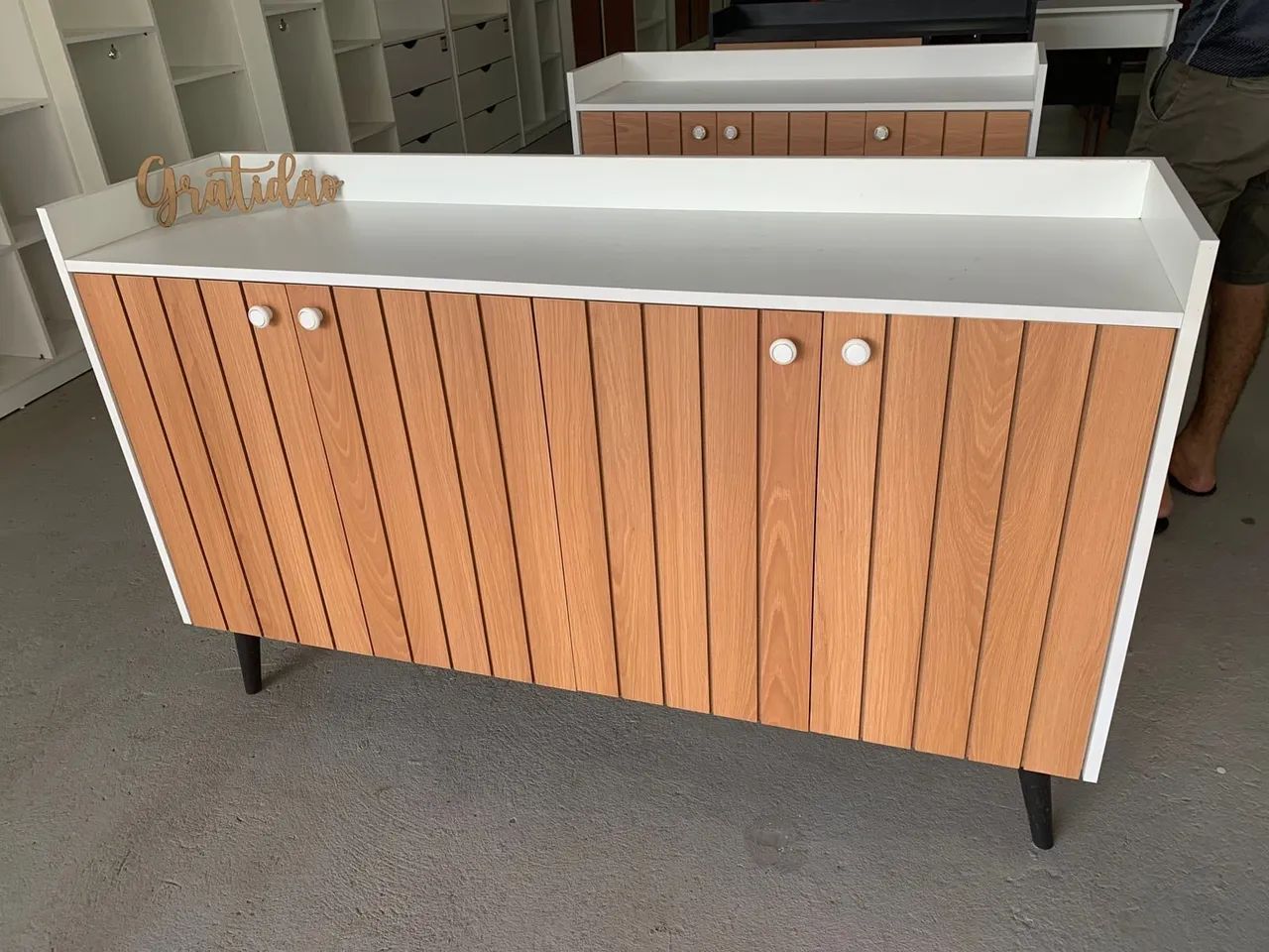 Aparador em mdf entrega grátis 