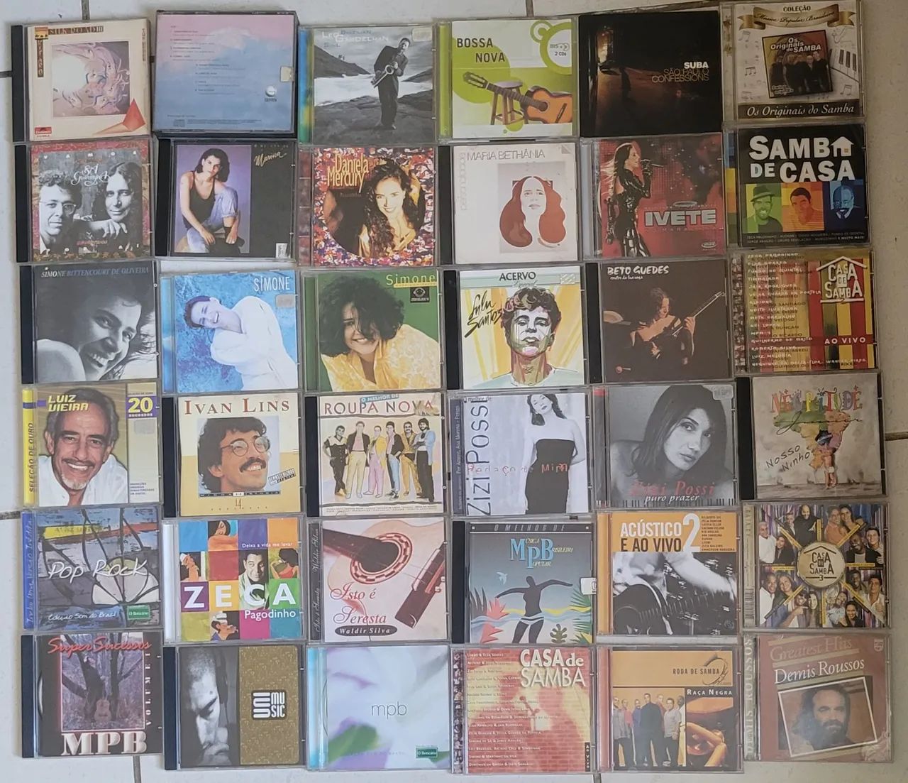 Lote 226 CDs 65192843254530125