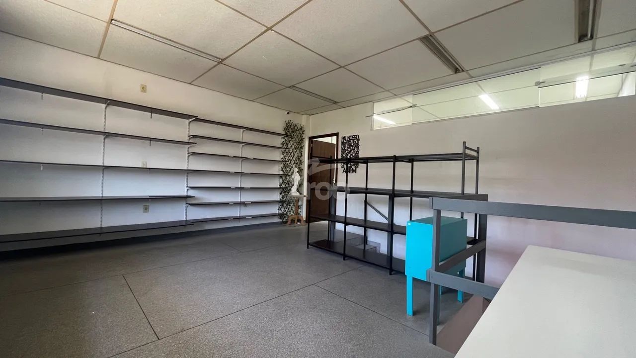 Sala Comercial para alugar, 160 m² por R$ 2.700/mês - Valparaiso - Blumenau/SC - Foto 2