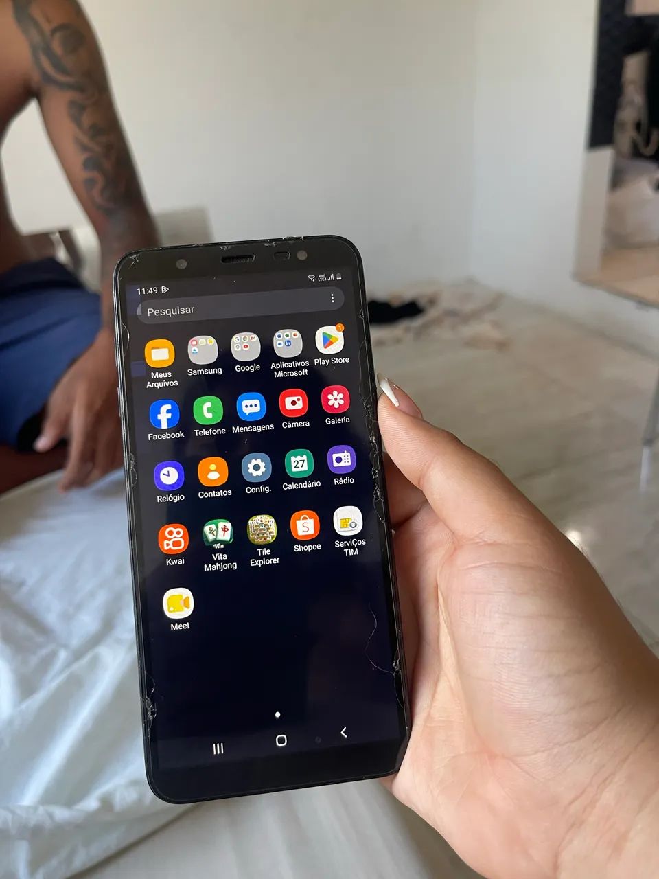 Samsung Galaxy J8 (2018) - Foto 2