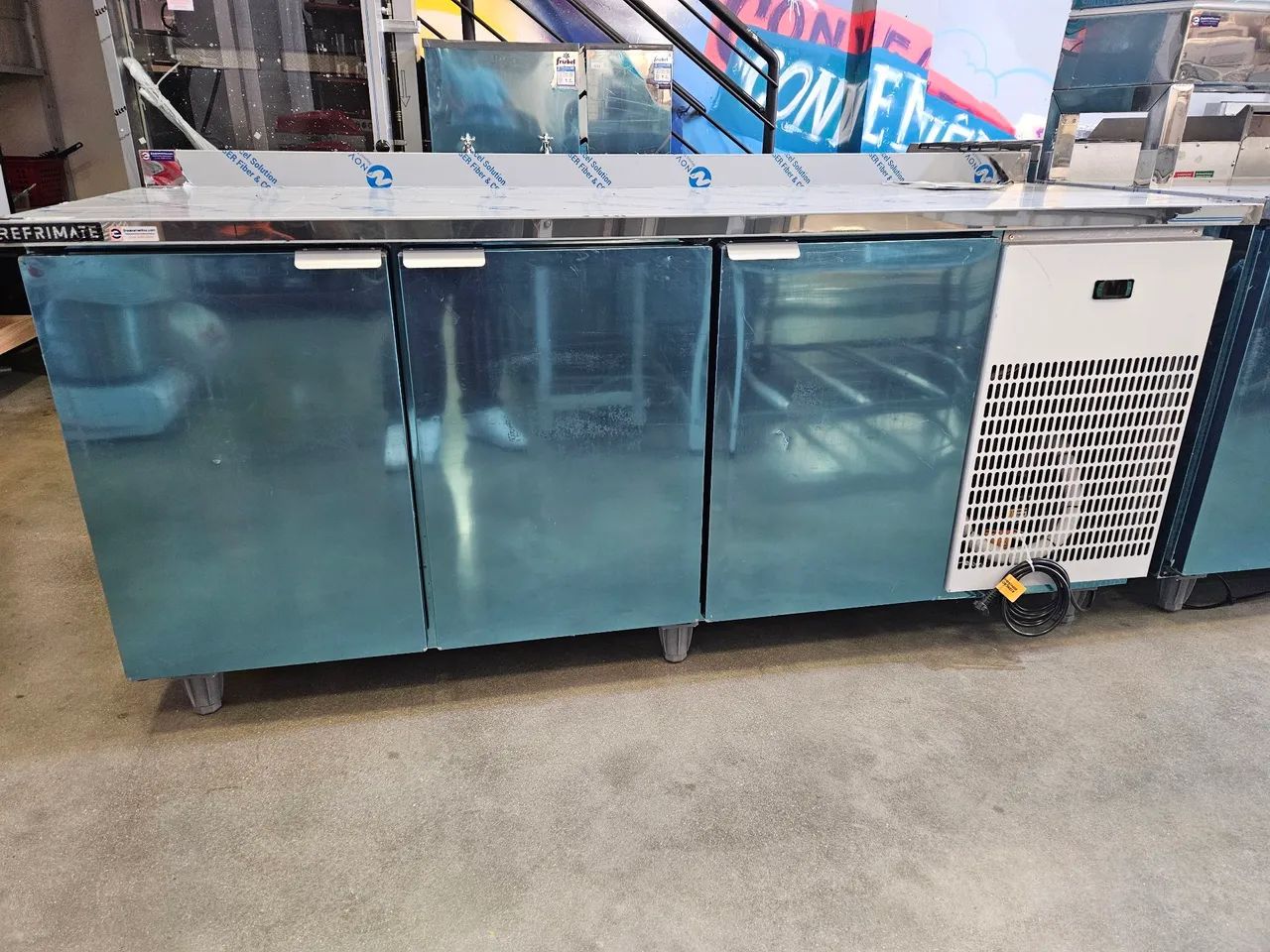 balcão de inox refrigerado 2 metros 