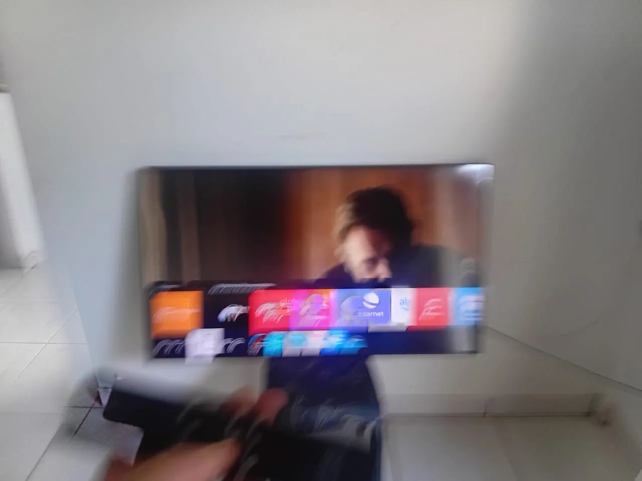 Tv Samsung 55 polegadas smart tem 3 mil canais de filmes e todos aplicativos  - Foto 3