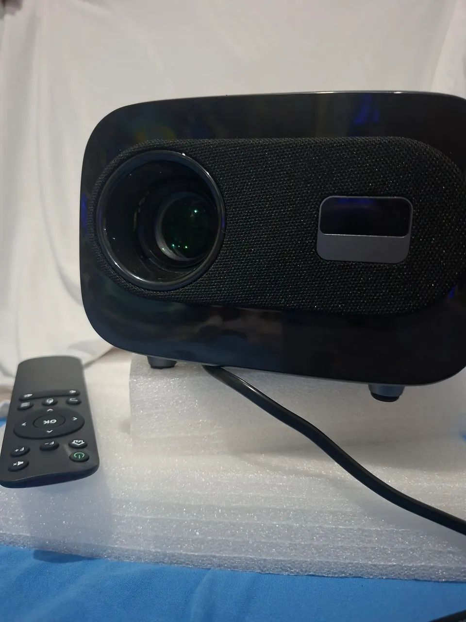 PROJETOR LCD FULL HD 