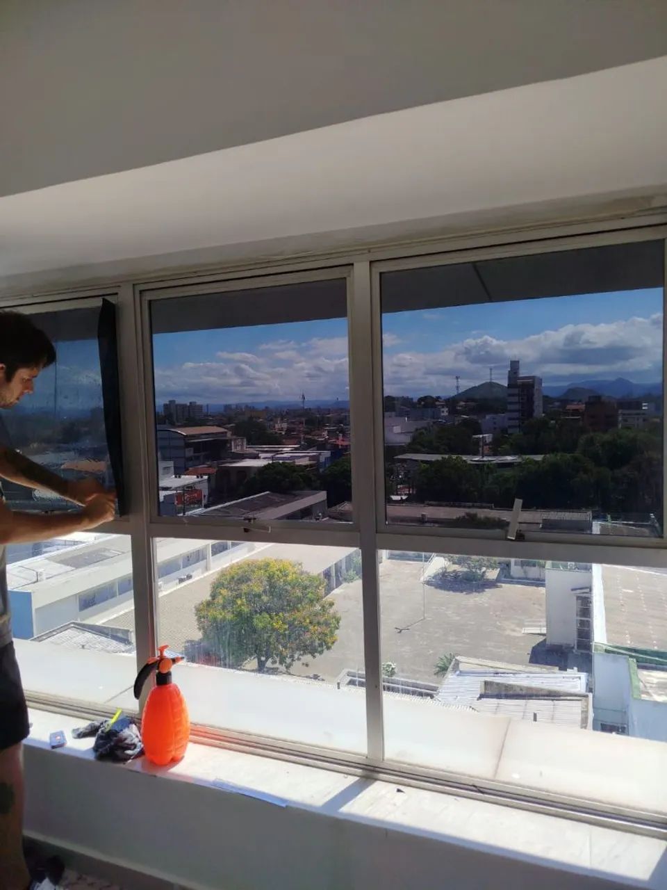 Película Residencial - Foto 2