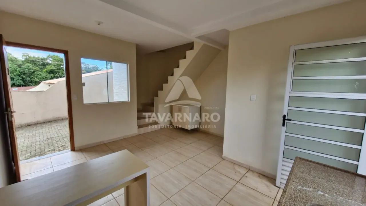 Sobrado Geminado em Ponta Grossa - Foto 4