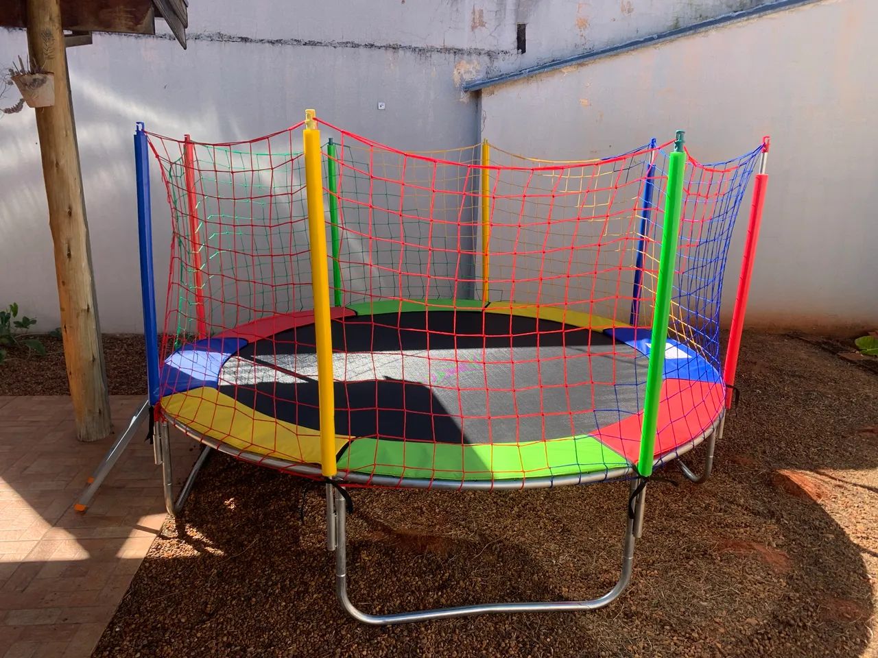 Locação cama elástica 3,05m para festas e eventos  - Foto 5