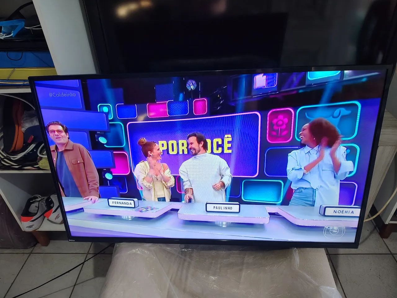 Tv 42 funcionando perfeitamente tem um detalhe  - Foto 3