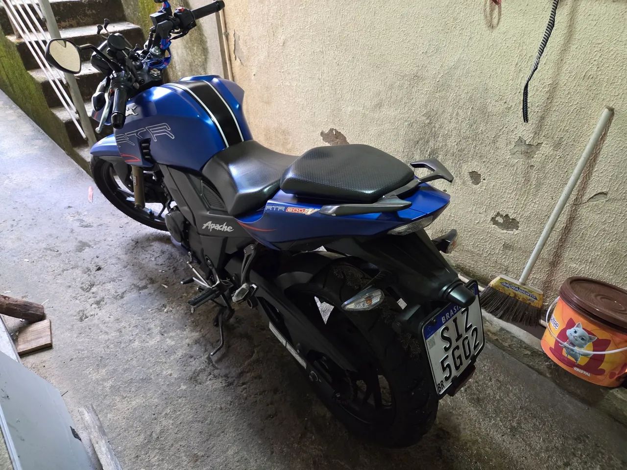 Apache RTR 200 - Foto 3