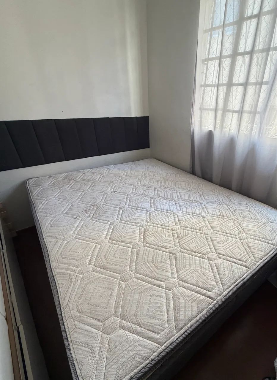 Cama Queen Nova usada  - Foto 2