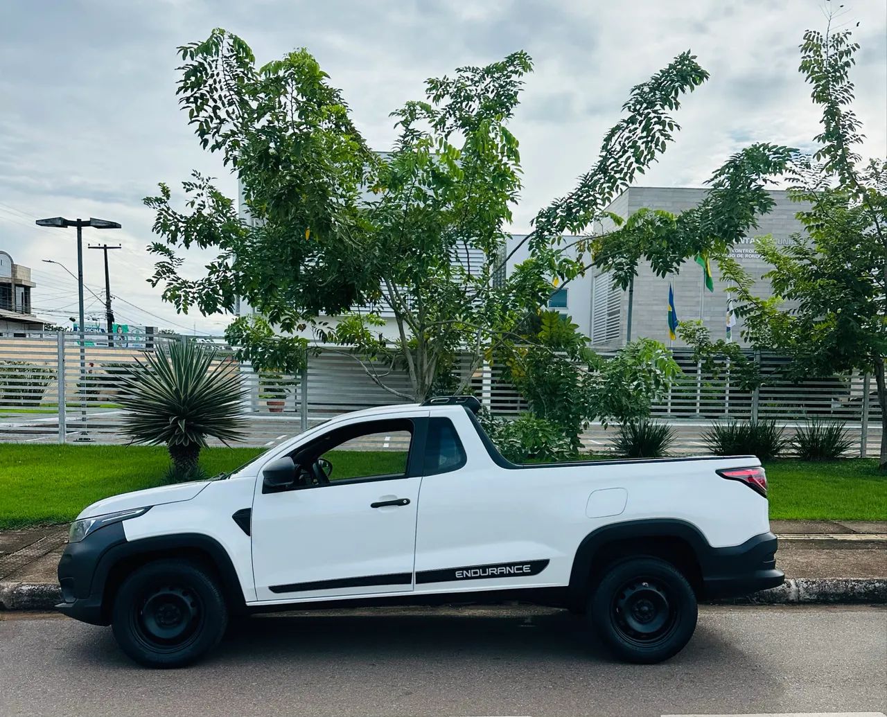 Fiat Strada Endurance 1.4 Flex 8V CS Plus 2022 - Foto 2