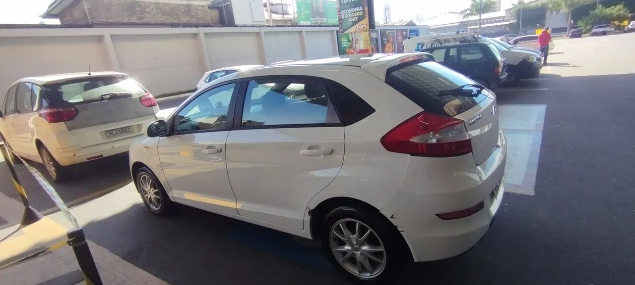 Chery Celer Hatch 1.5 16V Flex 5P 2015 - Foto 3