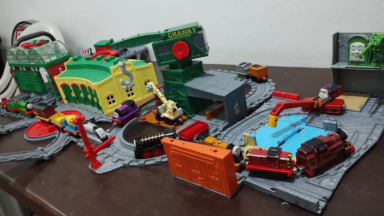 Kit Thomas e seus amigos - Foto 4