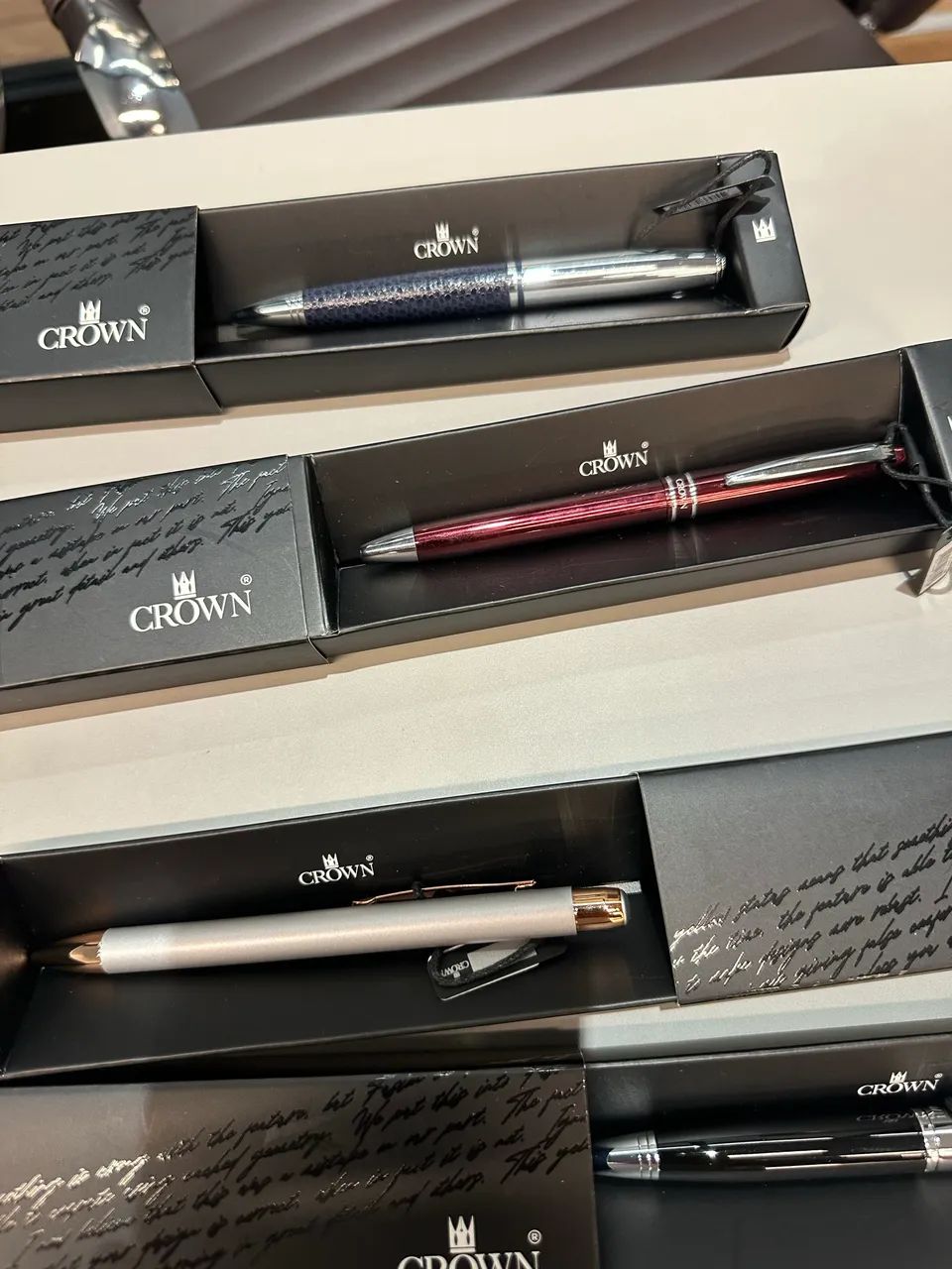 Vendo canetas CROWN - Foto 4