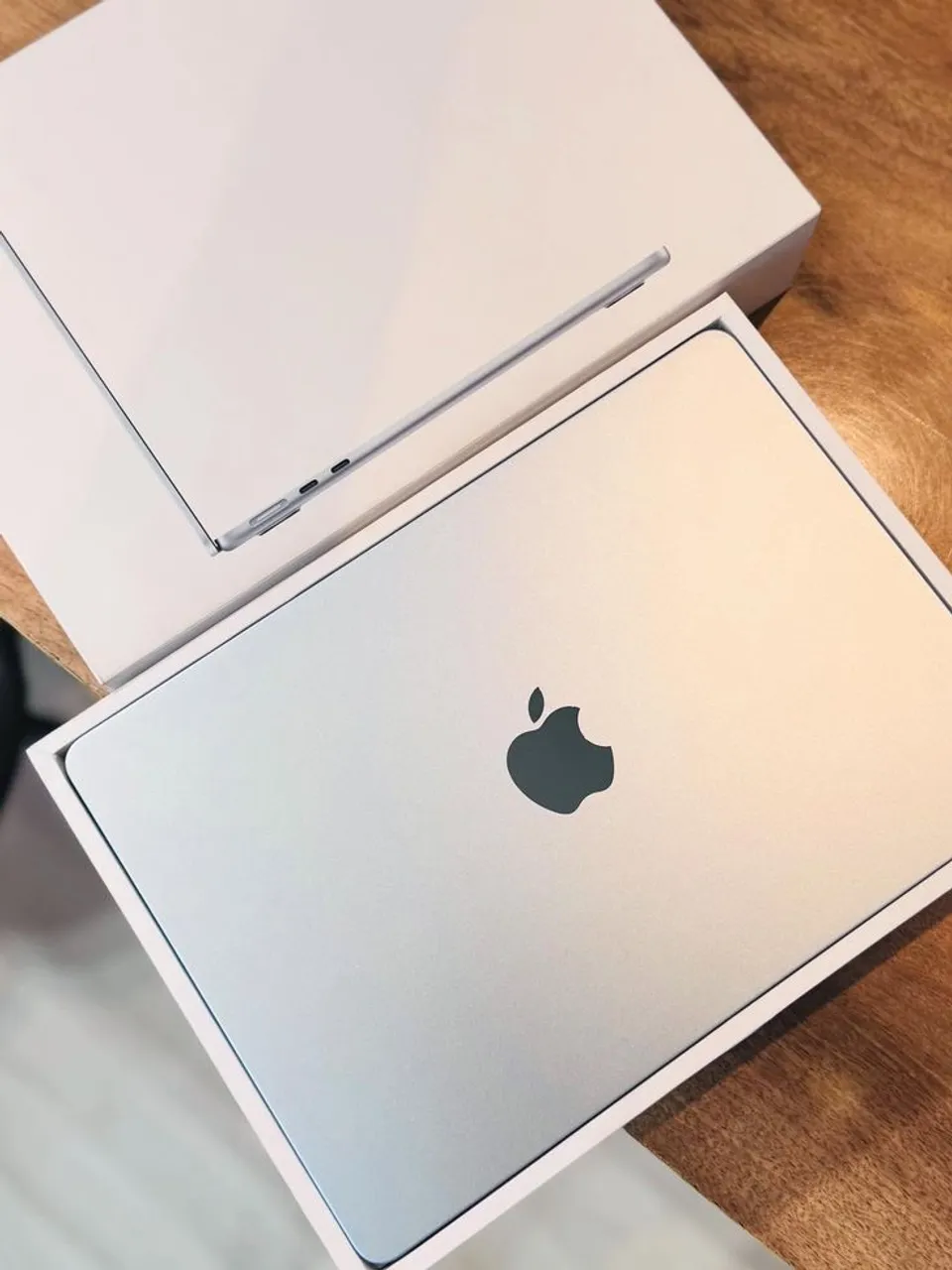 MACBOOK AIR M4 16GB 256GB 13 POLEGADAS NOVO LACRADO - Notebooks