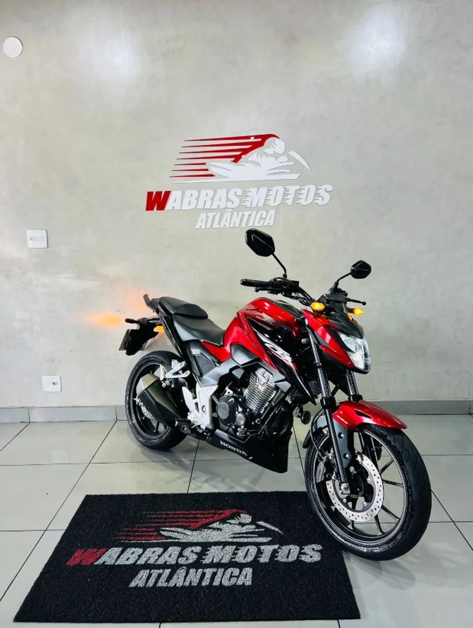 CB 300F TWISTER