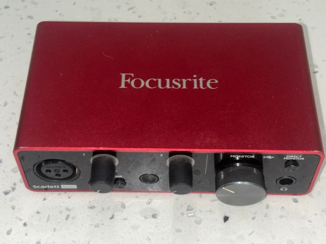 Interface De Áudio Usb Focusrite Scarlett Solo 3ª Geração + Audio-technica AT2020 - Foto 5