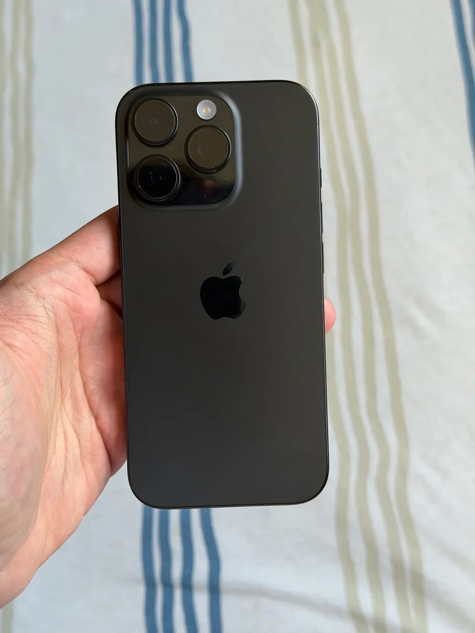 iPhone 16 Pro - 256GB - Foto 2