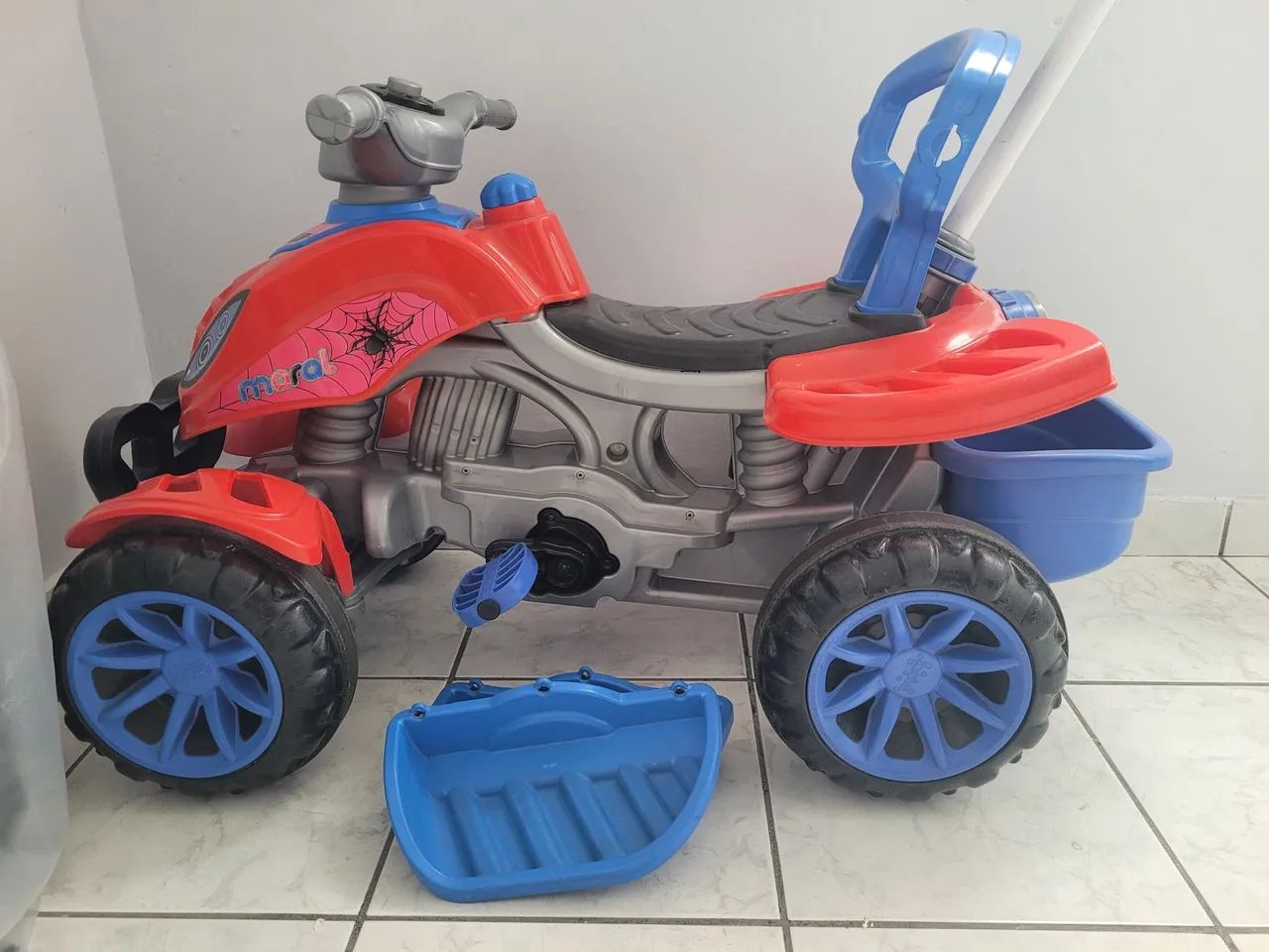 Quadriciclo infantil