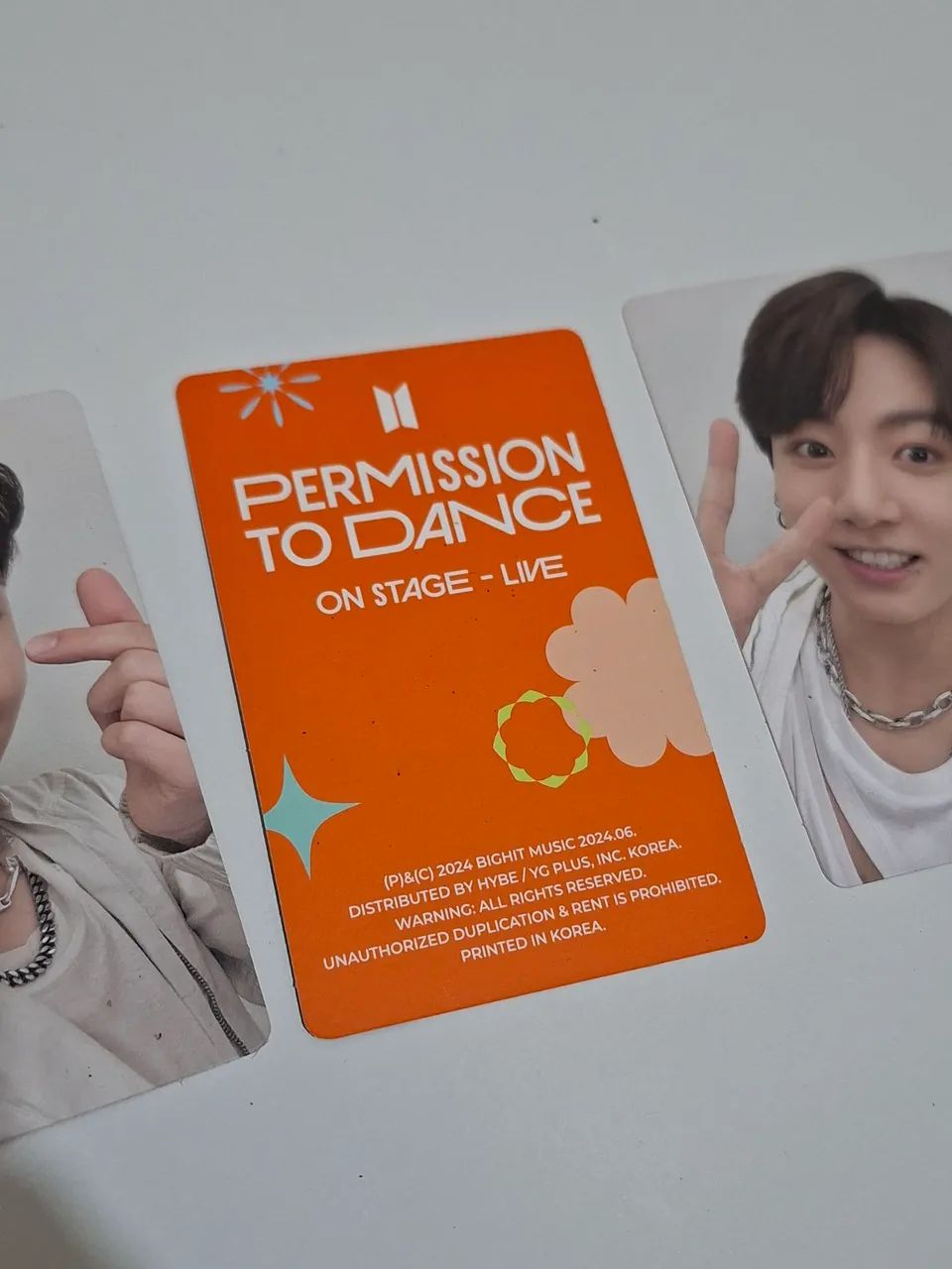Photocards BTS Permission to Dance - Jungkook, SUGA e J-Hope.  - Foto 3