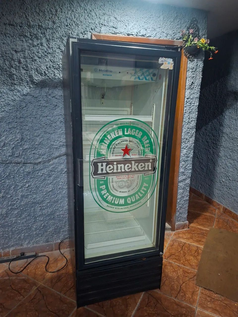 Freezer expositor 470 litros em perfeito funcionamento 