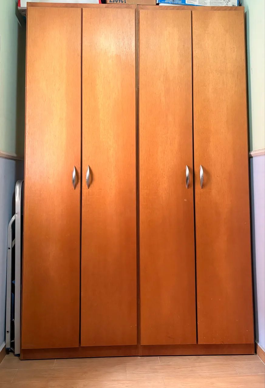 Armário Guarda-roupa 