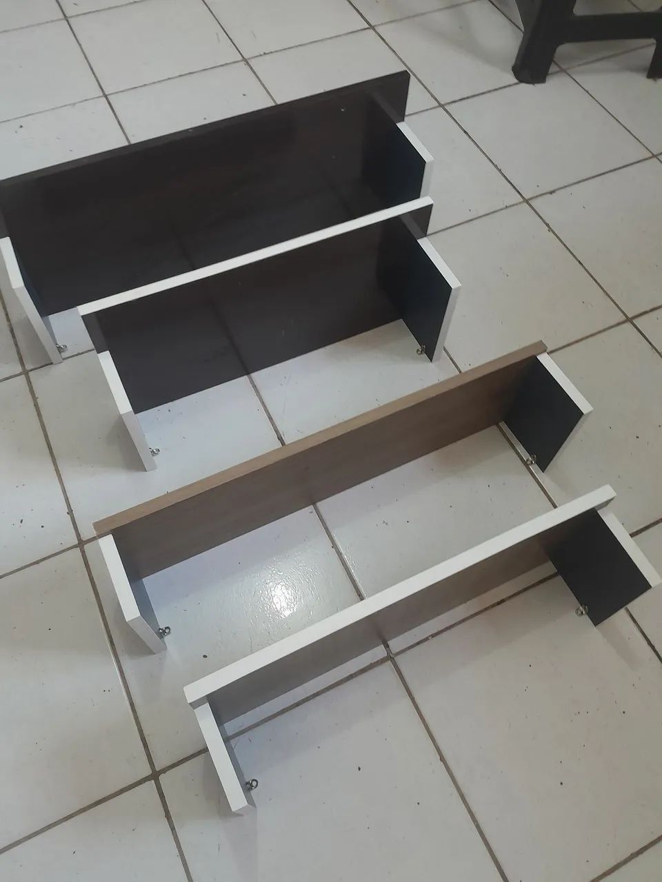 Prateleiras novas  - Foto 4