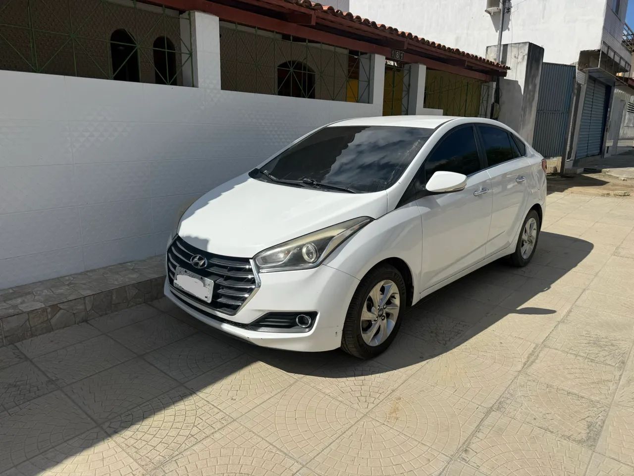 Hyundai Hb20S 1.6 PREMIUM 16V FLEX 4P AUTOMÁTICO 2016