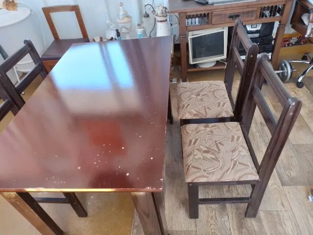 [Usado] Mesa de jantar com 4 cadeiras - Foto 4