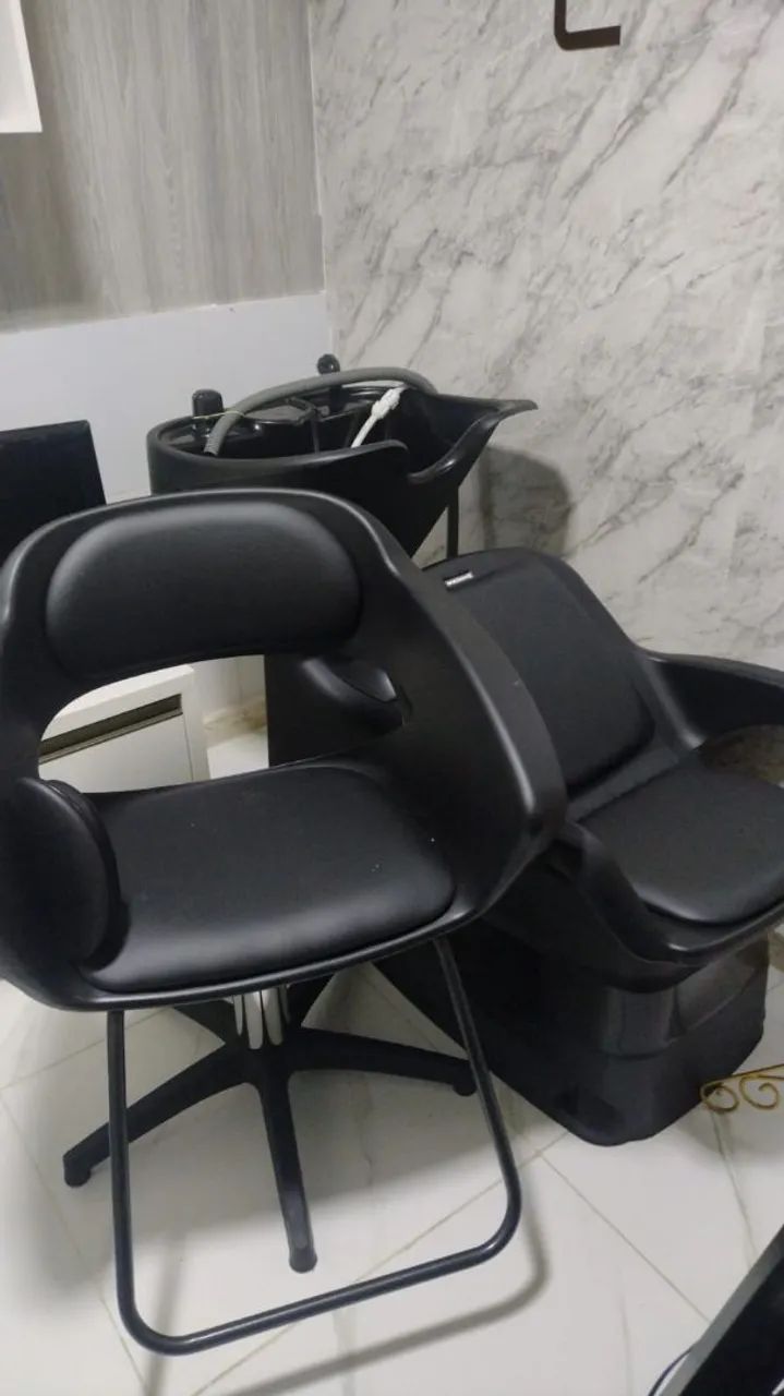Cadeira+Lavatório de salão Dompel. Novos, preço de custo 