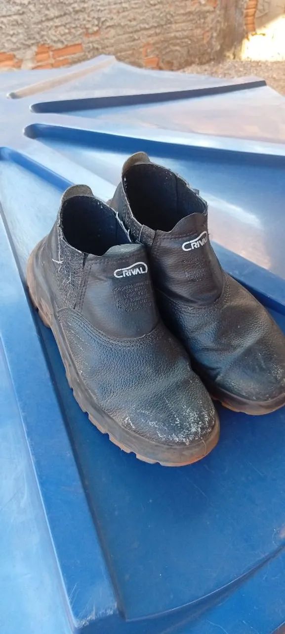Bota de Serviço Profissional - Resistente e Confortável - Foto 3