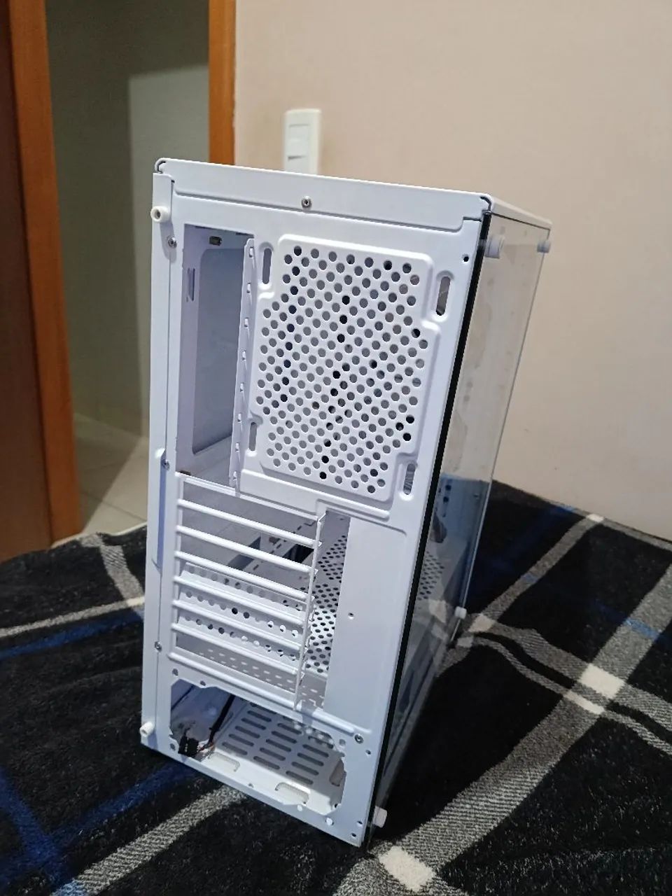 Gabinete gamer branco com 3 FANS  - Foto 3