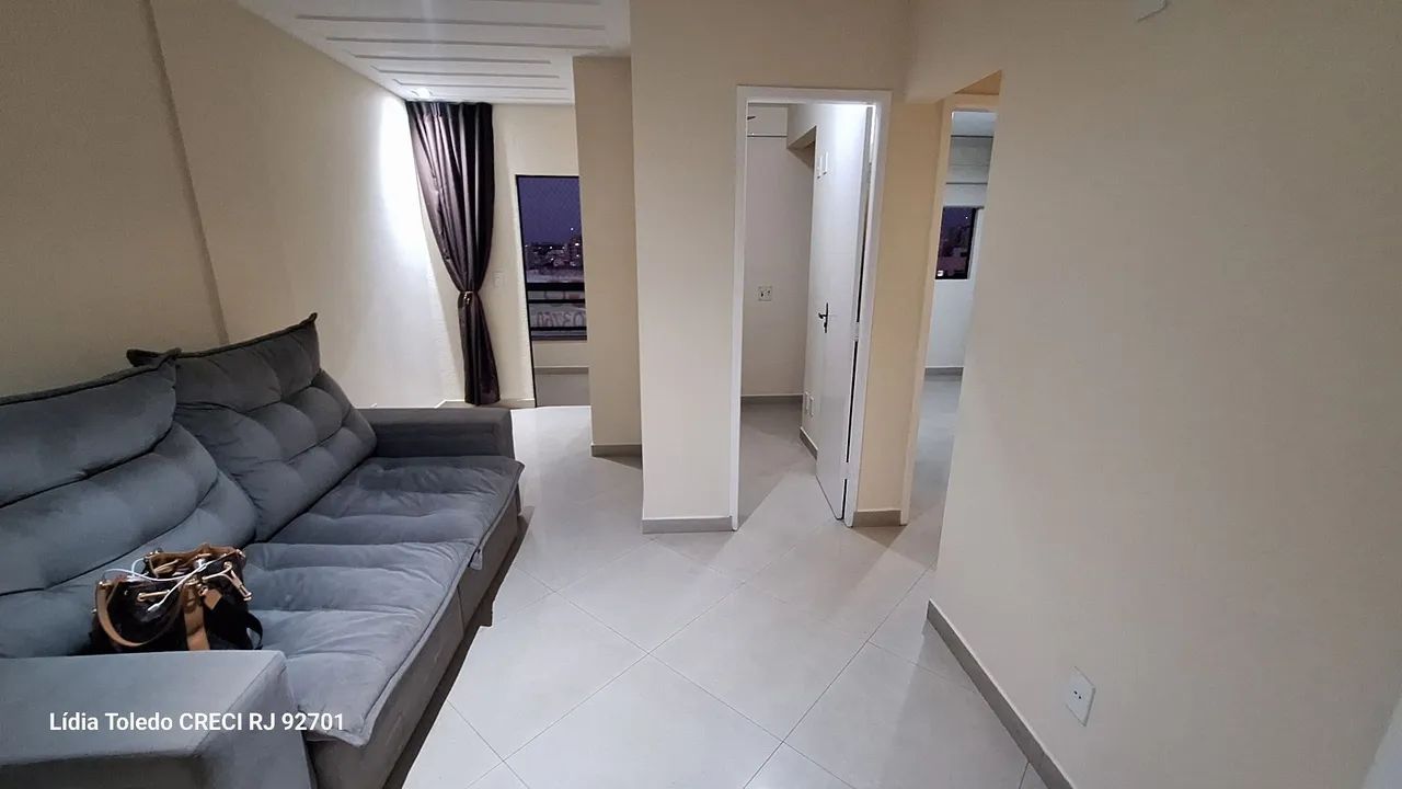Alugo Ed. Portobello semi-mobiliado 