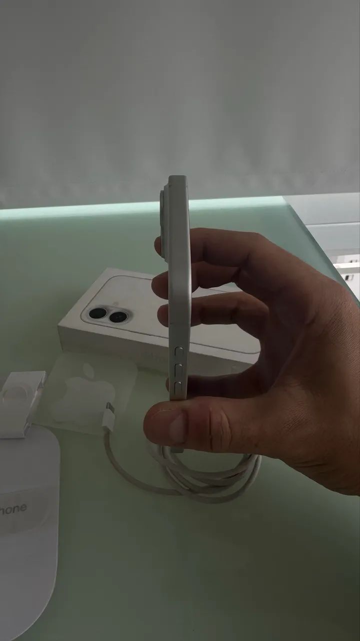 iPhone 16 128G - 11 Meses de Uso - Foto 5