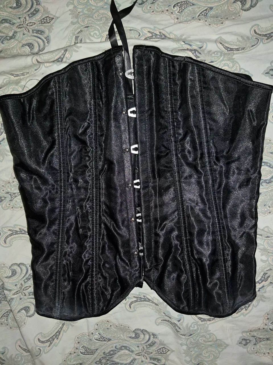 Vende-se corset preto