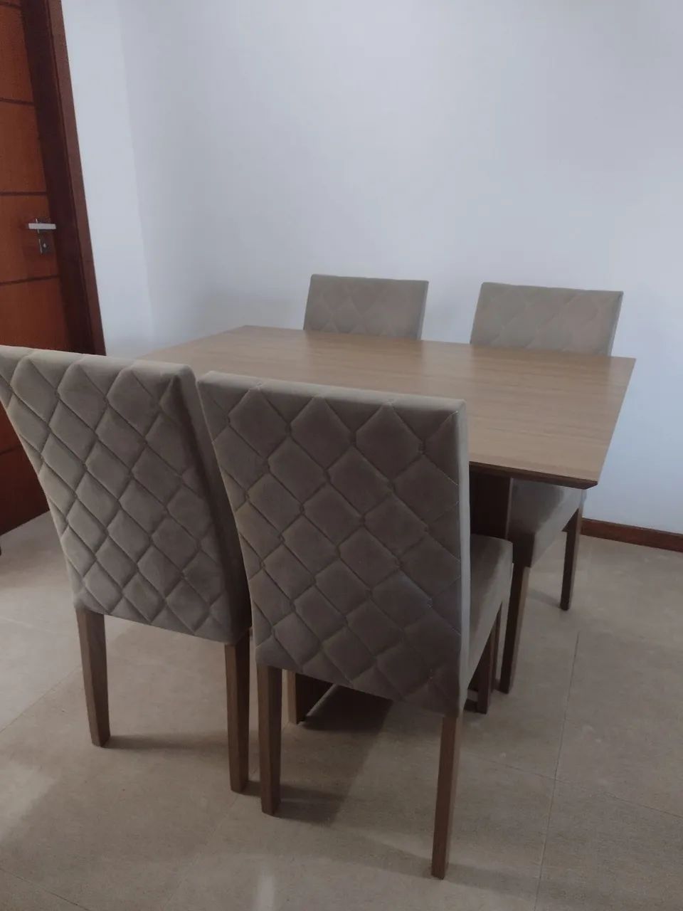 Mesa 4 cadeiras  - Foto 2