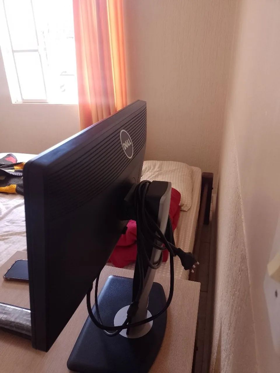Monitor Dell - 19 polegadas - super novo - Foto 3