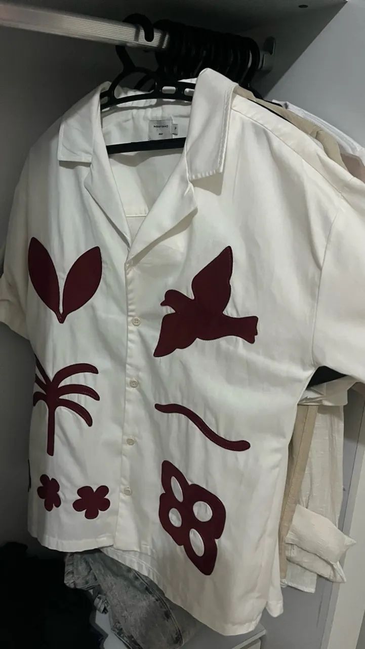 Camisa Manga Curta sarja texturizada com bordado  - Foto 2