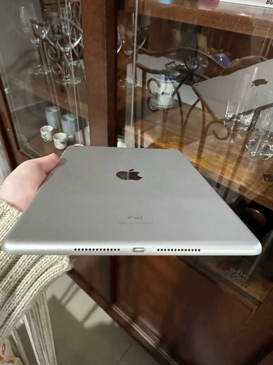 iPad 8ª geração (32gb) + Apple Pencil 1ª geração - Foto 2