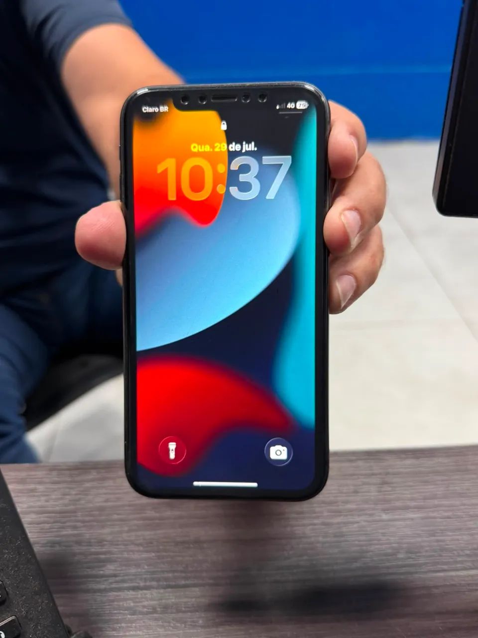 iPhone 11 - 64gb